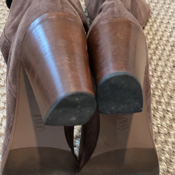 Vince Camuto brown suede boots ⚡️SALE - Picture 7 of 12